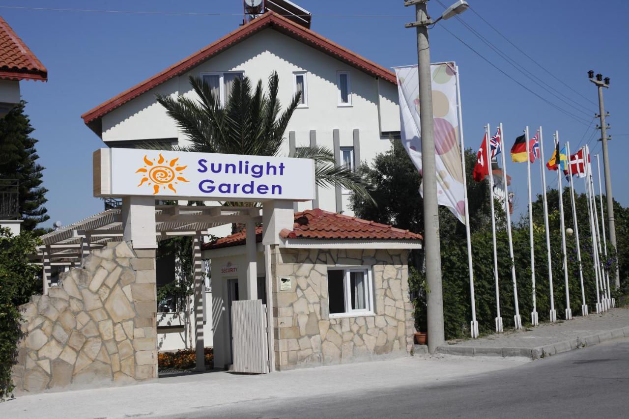 Sunlight Garden Hotel Side Exterior photo